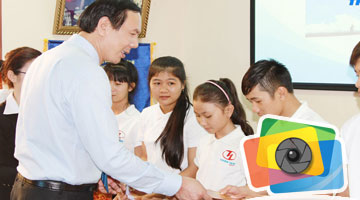 Thien Tan Group give Tet gifts to students of Horizon Dream